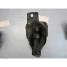 17T212 Right Motor Mount Bracket From 2007 Subaru Impreza  2.5